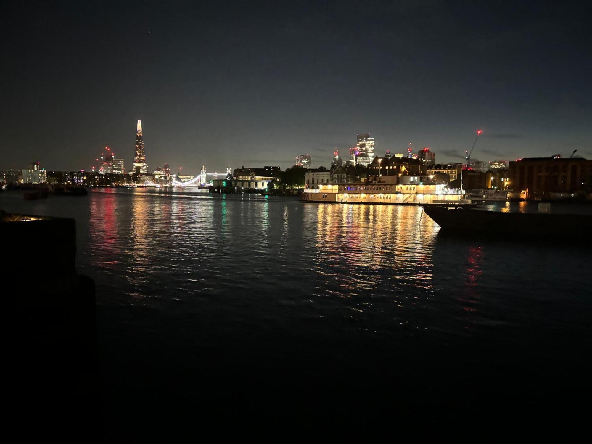 One-Bedroom Rotherhithe/Bermondsey Flat, Central London, Uk Esterno foto